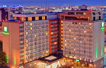 多倫多機場假日精選飯店 Holiday Inn Toronto - Int’l Airport
