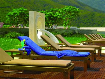 Sundeck
