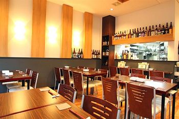 Hotel Bar