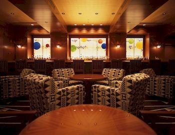 Hotel Bar