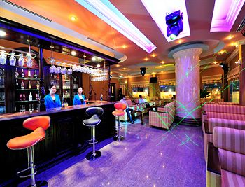 Hotel Bar
