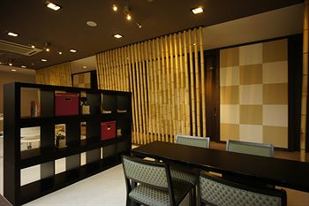 In-Room Business Center