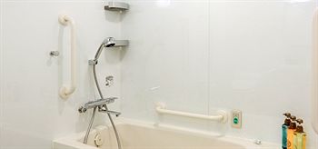 Deep Soaking Bathtub