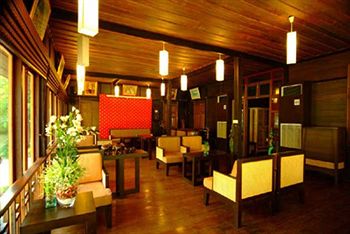 Executive Lounge