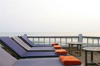 Sundeck