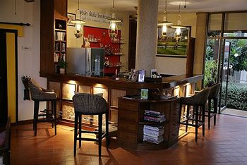 Hotel Bar