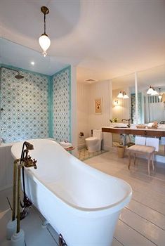 Jetted Tub