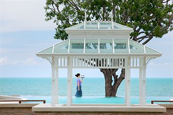 Infinity Pool