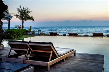 Infinity Pool