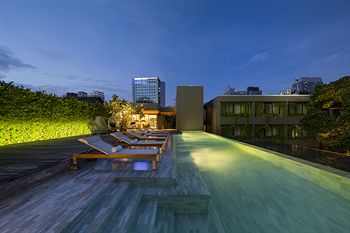 Rooftop Pool