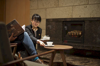 Hotel Lounge