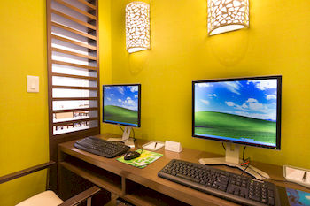 Executive Lounge