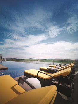 Infinity Pool