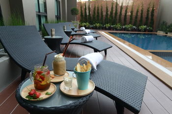 Sundeck