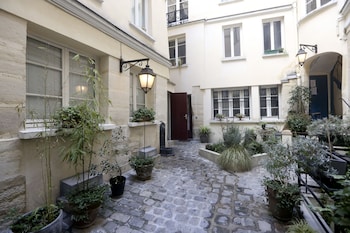 Courtyard