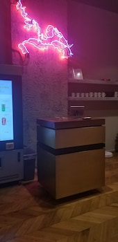 Concierge Desk