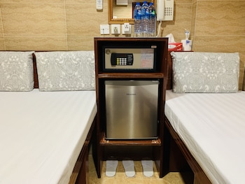 Mini-Refrigerator