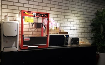 Snack Bar