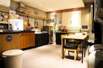 Snack Bar