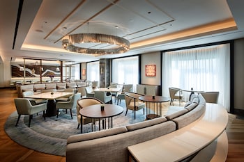 Executive Lounge