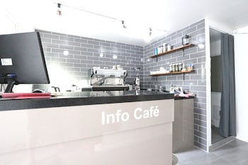 Cafe