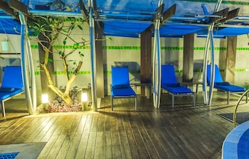 Sundeck