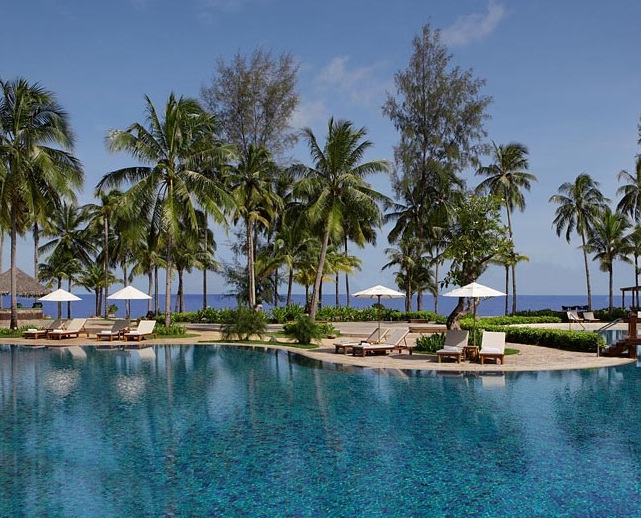 【免泰簽．普吉5+1日(2人就走含稅)】攀牙灣、007島、雙體帆船、人妖秀、泰國蝦吃到飽