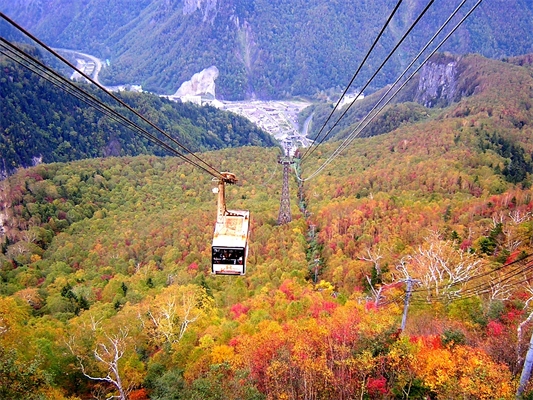 【日本精緻假期】北海道大雪山道東賞楓溫泉美食5日-千千
