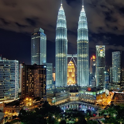 【易起飛馬來5日(含稅)】麻六甲古城、雲頂高原娛樂城、奢華馬來西亞大紅花海上VILLA５日