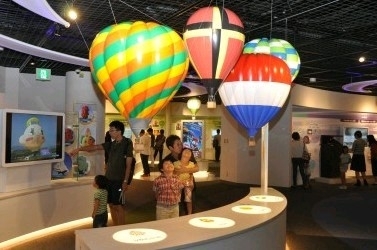 九州豪華溫泉觀光列車5日| 熱氣球博物館,皿倉山纜車, 由布院之森,湯布院藝術街道,柳川遊船,LAP...