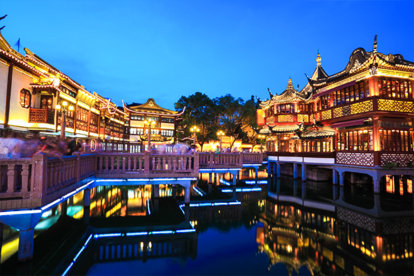 【中國上海│包車機加酒 4 日】上海郊區一日包車。精選酒店自由行(華航/長榮-可續住延回)