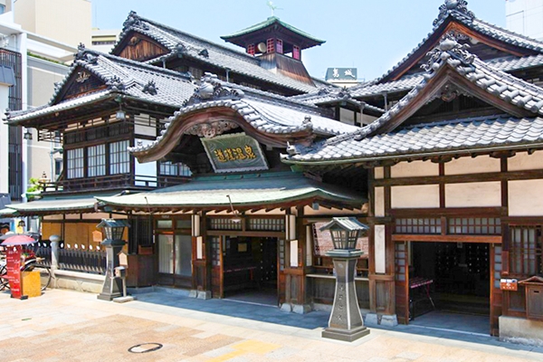 暑假不加價．四國漫暑小豆島+環球影城 5 日｜日本環球影城、神隱少女道後溫泉、國寶姬路城、松山城、魔女宅急便小豆島