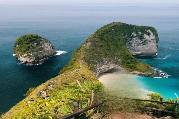【兩人成行~易起水峇里5日】貝尼達島、藍夢島、SPA、德哥拉朗梯田、烏布皇宮、烏布傳統市場、聖泉廟、...