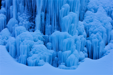 【真航易起飛．釜邱冰谷祭4日】不進保肝、雪場飆雪雪具5合1、水族館美人魚秀、超刺激SPACE WALK、山茶花開日本人家屋、天空膠囊列車、南浦洞逛街