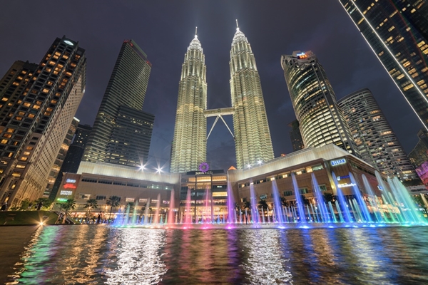 馬來西亞~美食饗宴6日-玲瓏谷地考古遺址.凱利古堡.升旗山纜車.世界級生態公園.極樂洞