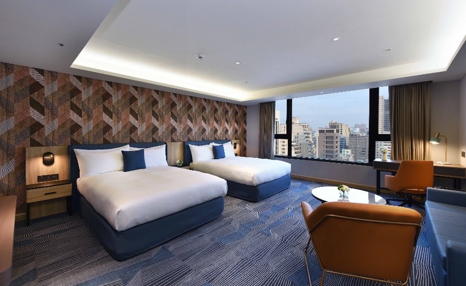 【華信假期-城市漫遊】福容徠旅高雄店丨兩天一夜自由行