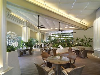 Executive Lounge