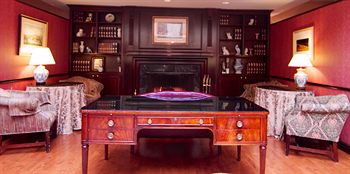 Hotel Lounge