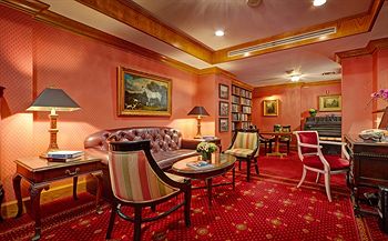Hotel Lounge