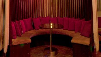 Hotel Lounge