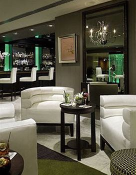 Hotel Lounge