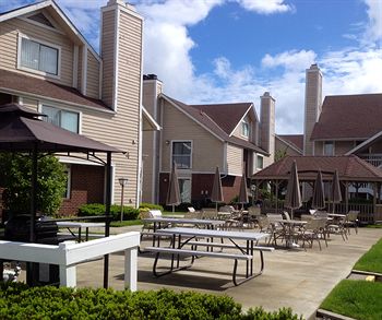 菲什基爾原住客棧 Hawthorn Suites by Wyndham Fishkill/Poughkeepsie Area