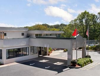 楊克斯華美達飯店 Ramada Inn Yonkers