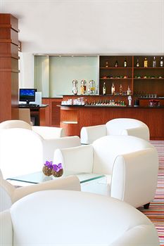 Executive Lounge