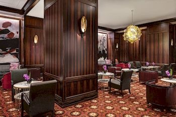 Hotel Lounge