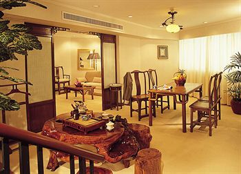 Executive Lounge