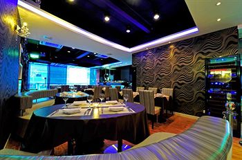 Hotel Lounge