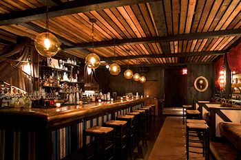 Hotel Bar