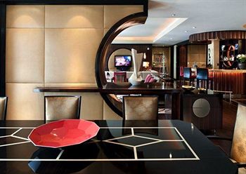 Hotel Lounge