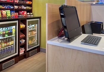 Snack Bar